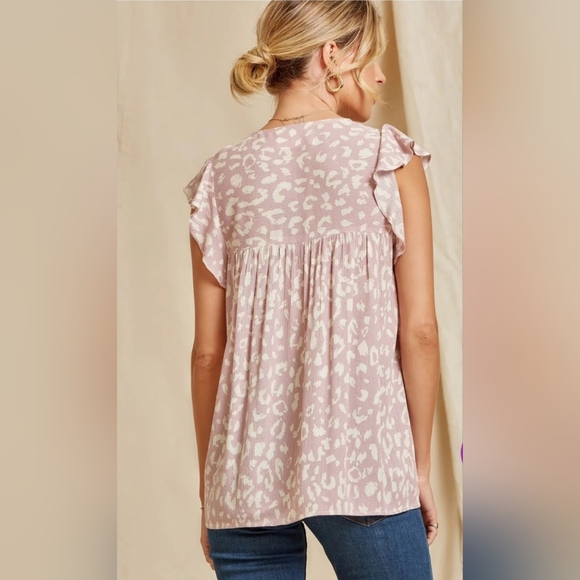2/$15 Savanna Jane Boho Chic Top, S, Purple Leopard, Floral Embroidery, NWT - Picture 4 of 15